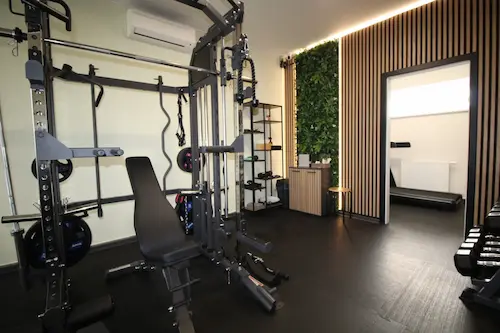 SimpleGym – Račianska – multifunkčná veža a kávový kútik