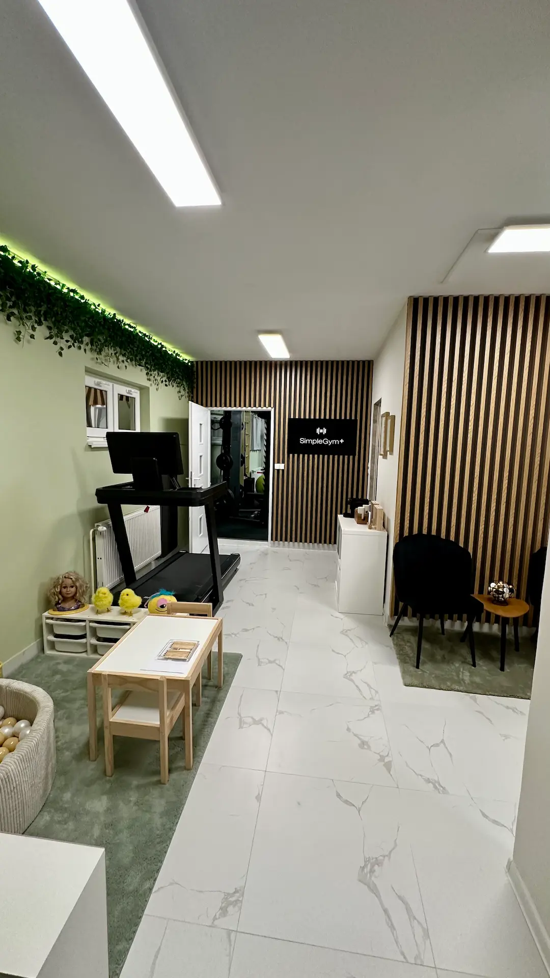 SimpleGym+ – Budovateľská - hlavná fotka - interiér