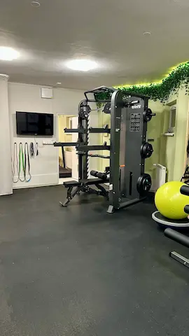 SimpleGym+ – Budovateľská – interiér 2