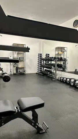 SimpleGym+ – Budovateľská – interiér 3