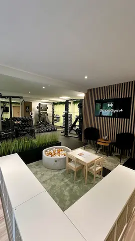 SimpleGym+ – Starohájska – exteriér 1